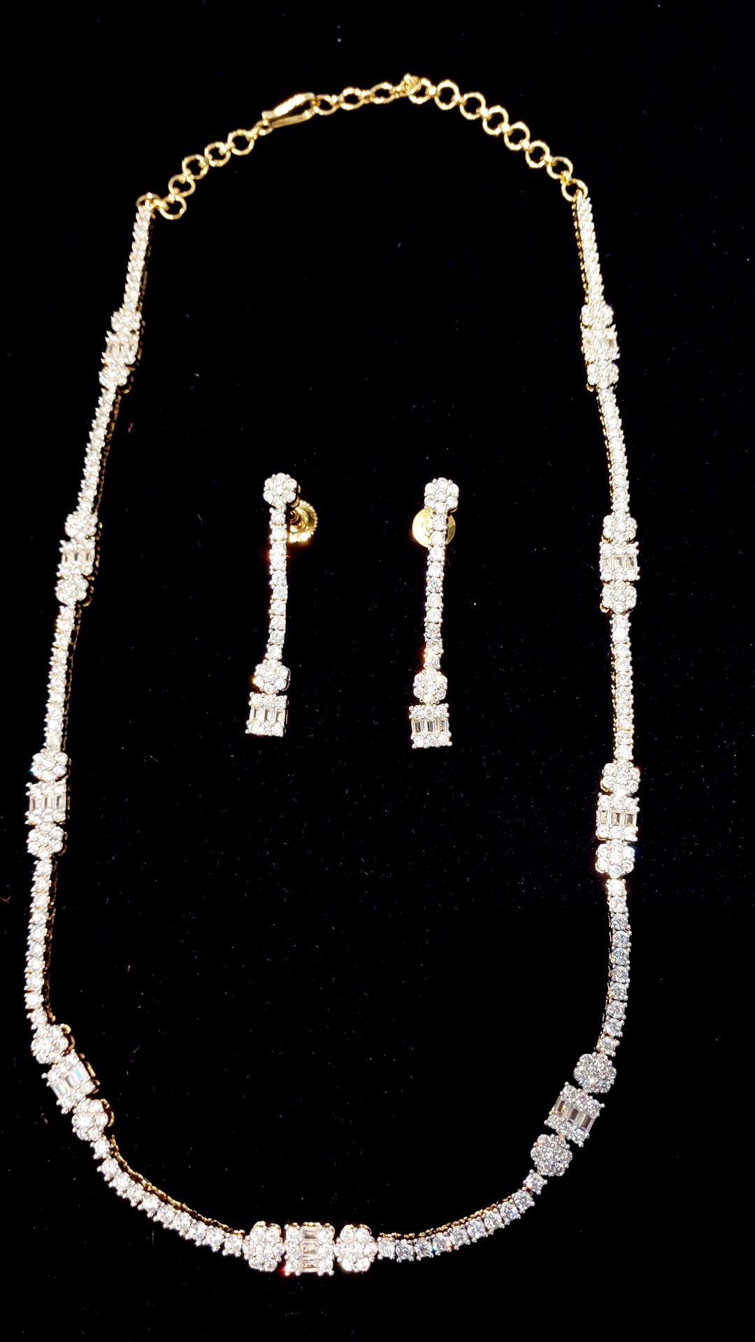 Elegant Diamond-Cubic Zirconia Sleek Necklace Set |Inaayat By Divya Taimni