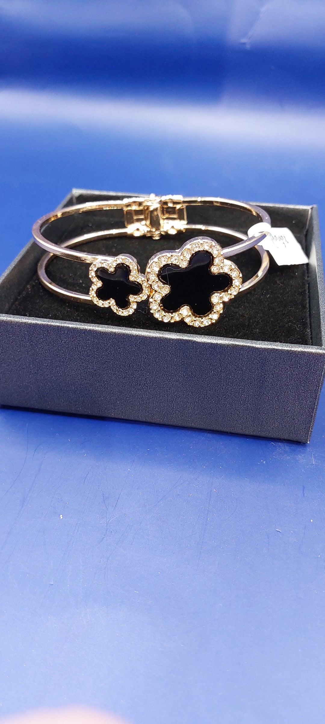 Gilded Floral Pearl Cuff Bracelet|Inaayat by Divya Tainmi