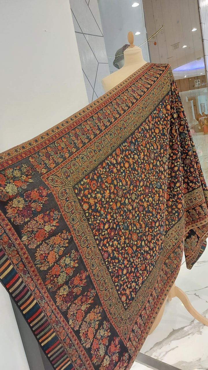 Bhoomi Black Cashmere Shawl |House Of Inaayat
