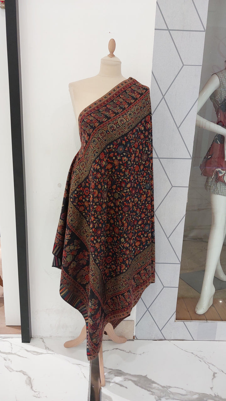 Bhoomi Black Cashmere Shawl |House Of Inaayat