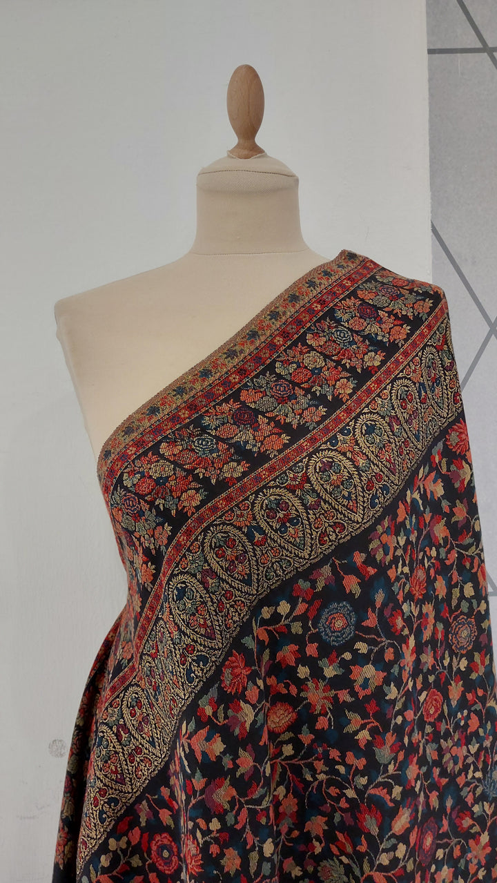 Bhoomi Black Cashmere Shawl |House Of Inaayat