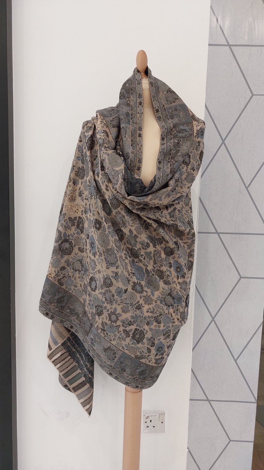 Bhoomi Grey & Blue Cashmere Shawl |House Of Inaayat