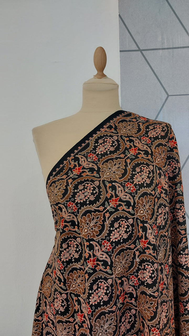 Siya Black Cashmere Shawl |House Of Inaayat