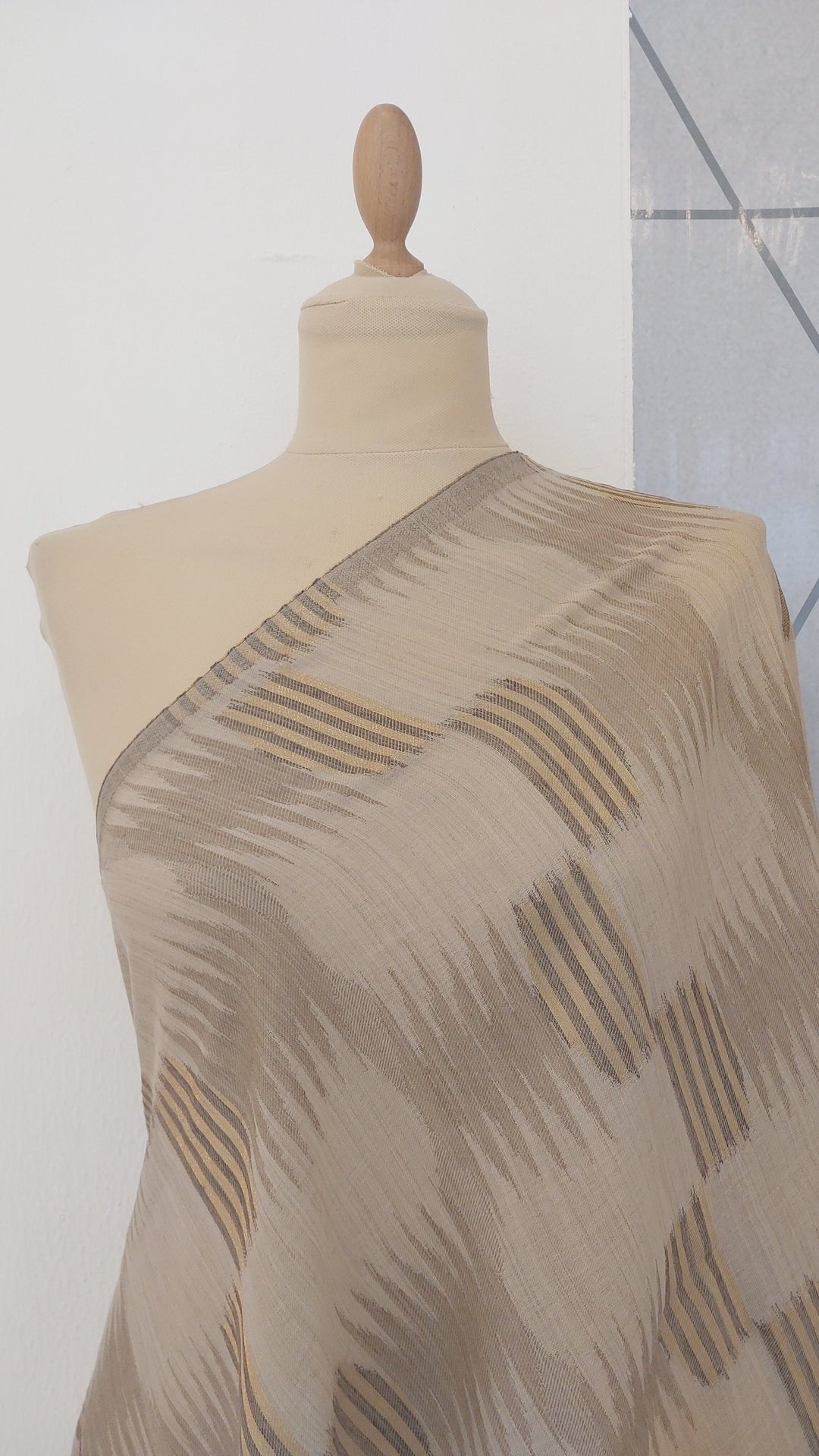 Ikat Design Cashmere Scarf in Wine Colour | House of Inaayat