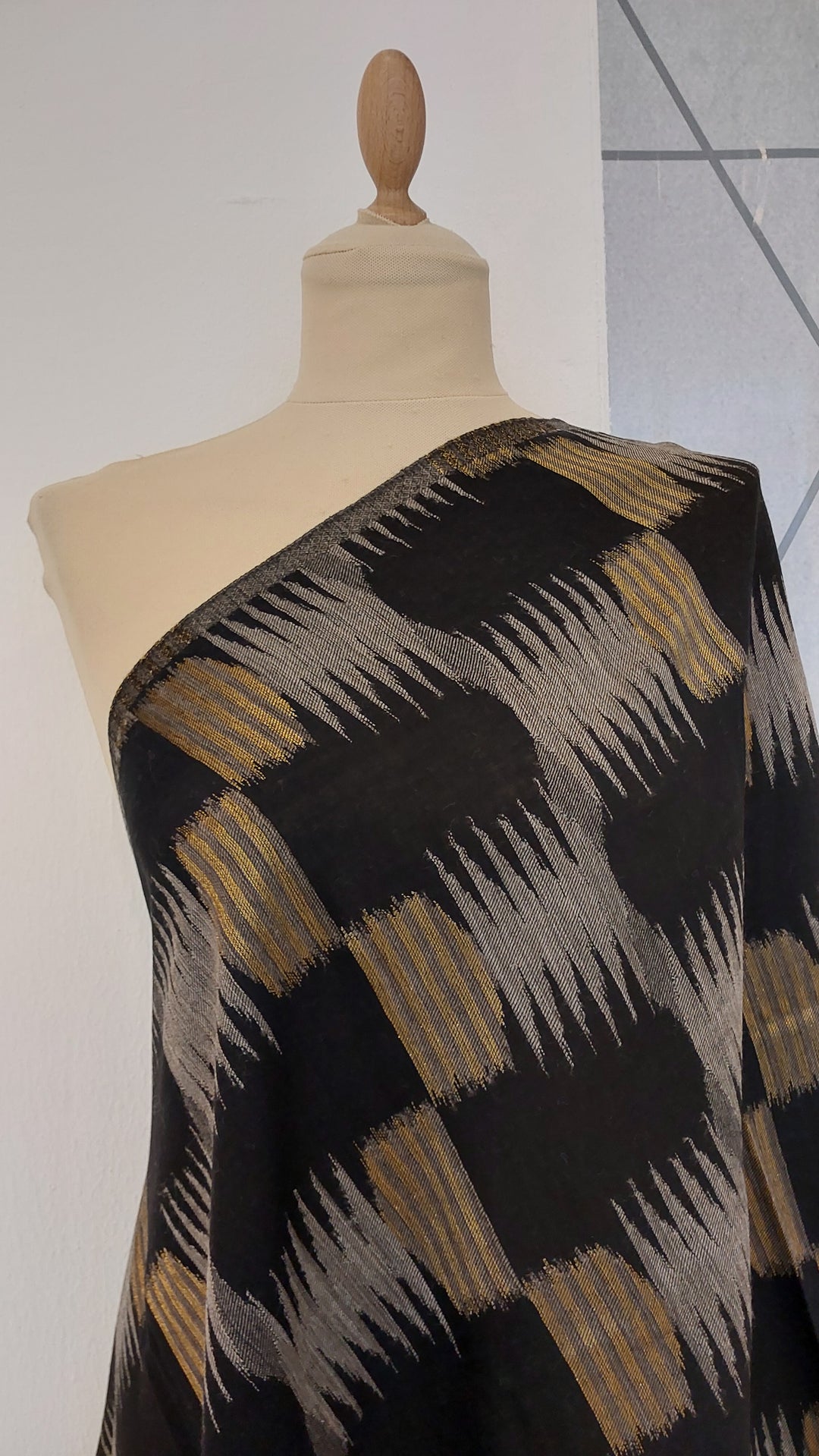 Ikat Design Cashmere Scarf in Wine Colour | House of Inaayat