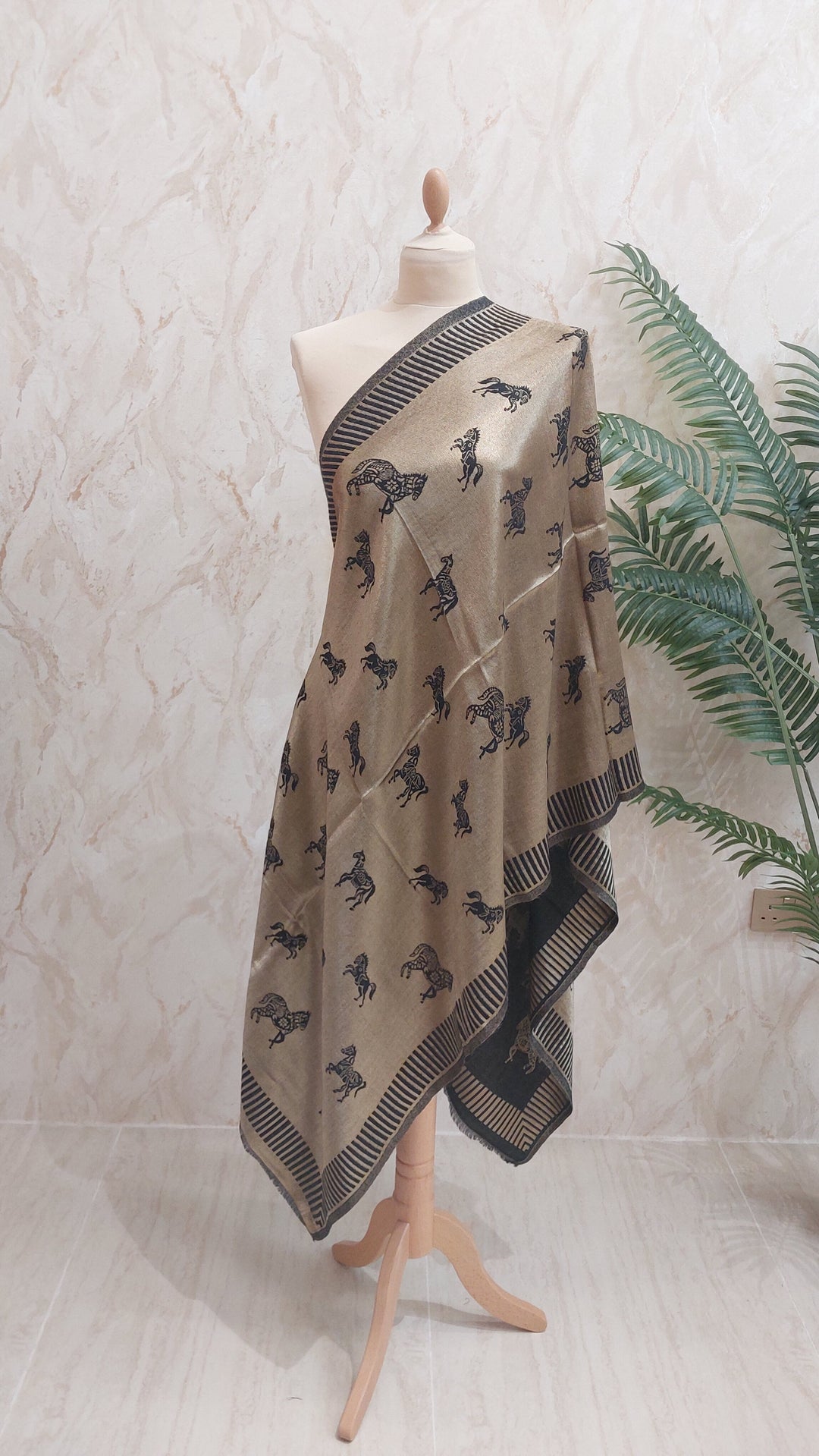Black Cashmere Horse Scarf |House of Inaayat