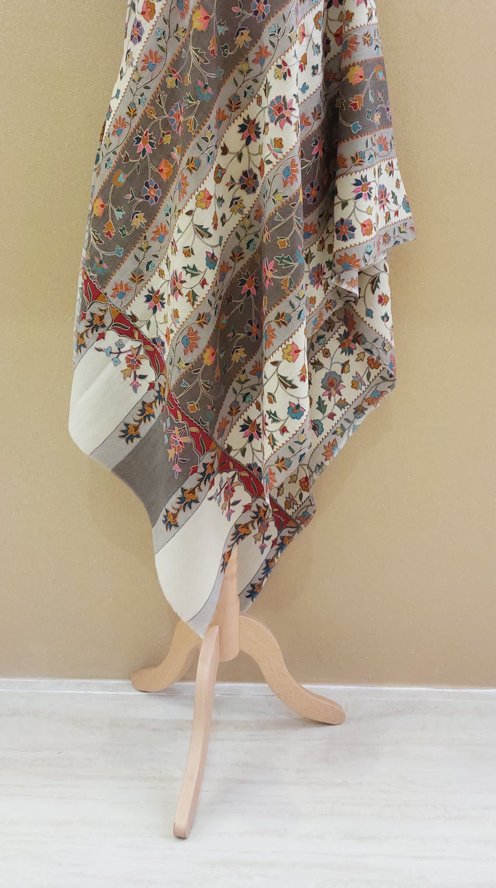 Ivory Floral Vine Stripe Wrap|House Of Inaayat