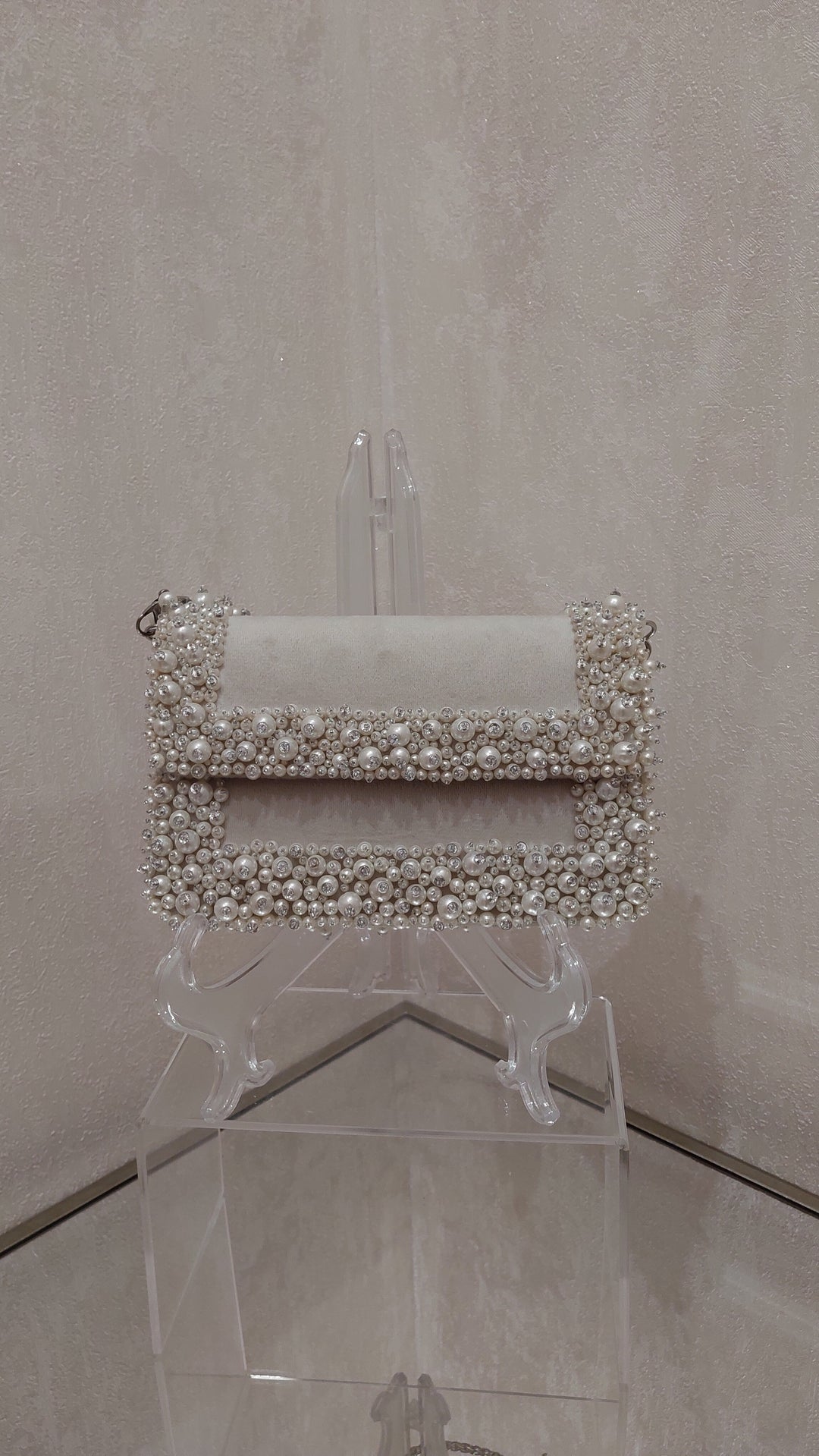 Ivory Pearl-Bordered Evening Flap Bag| Al Falah
