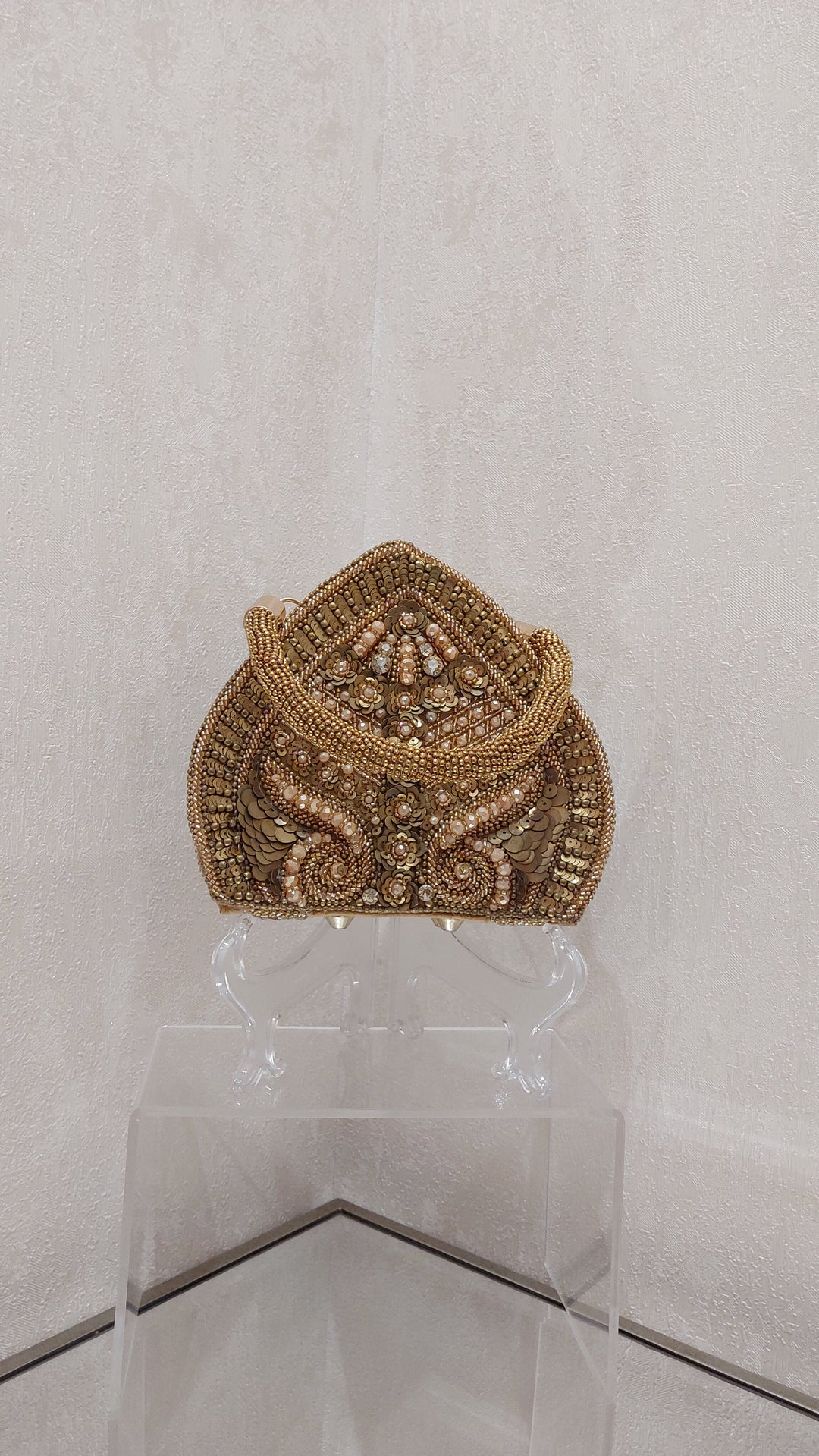 Elegant Beaded Handbag| Al Falah
