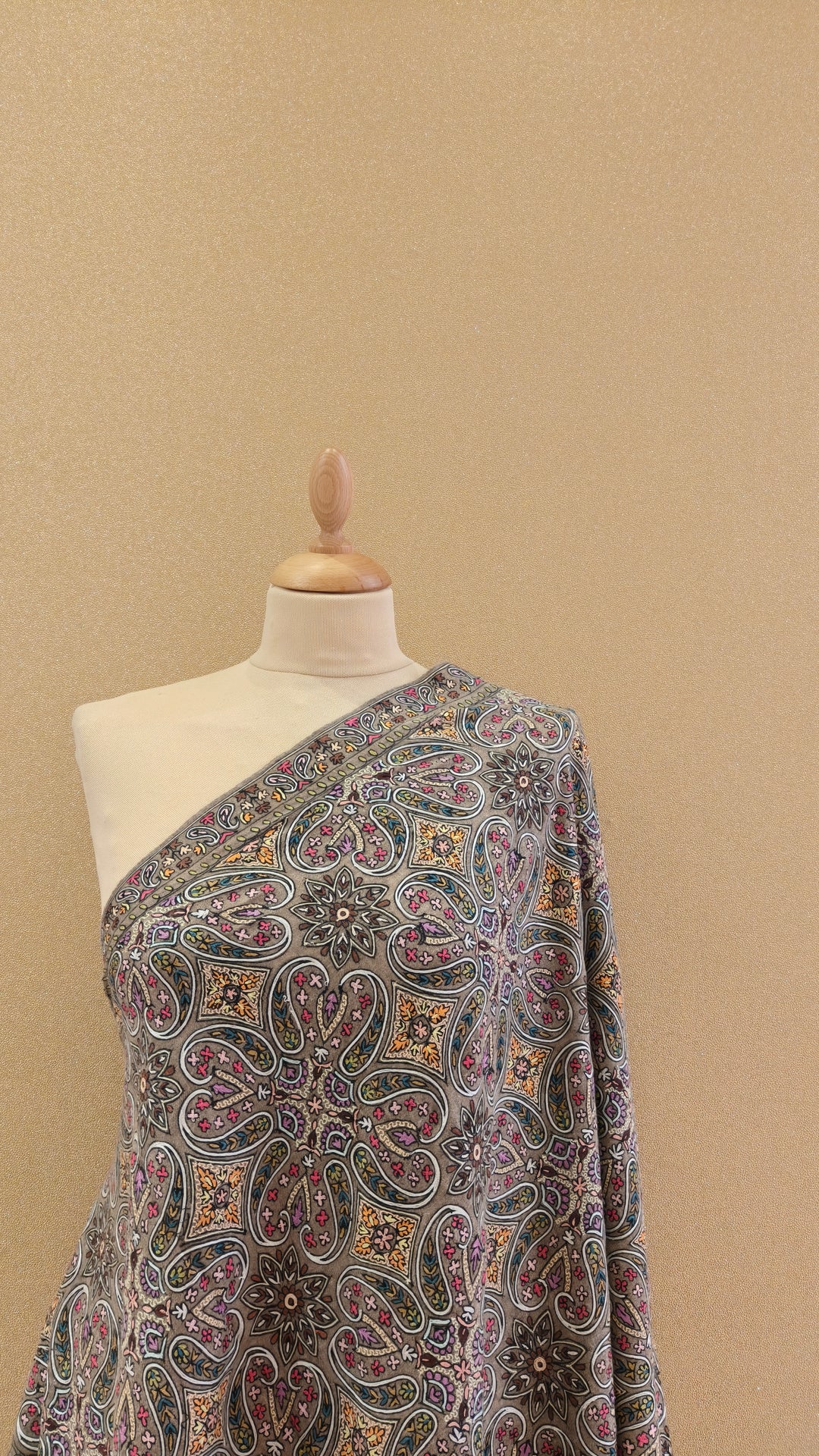 Beige Pashmina Shawl |House Of Inaayat