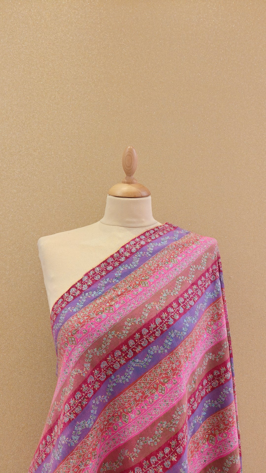Multi-Color Khatrast Pashmina Shawl|House Of Inaayat