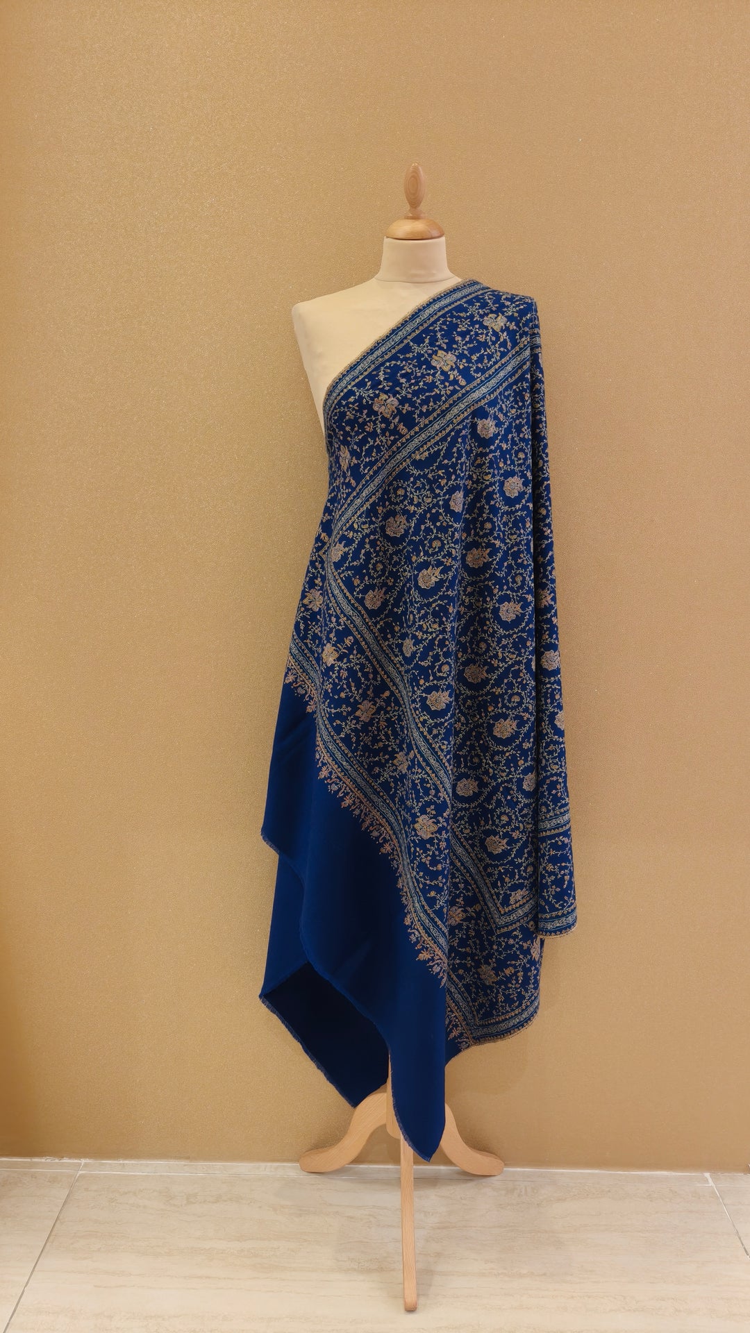 Royal Blue & Beige Pashmina Shawl|House Of Inaayat