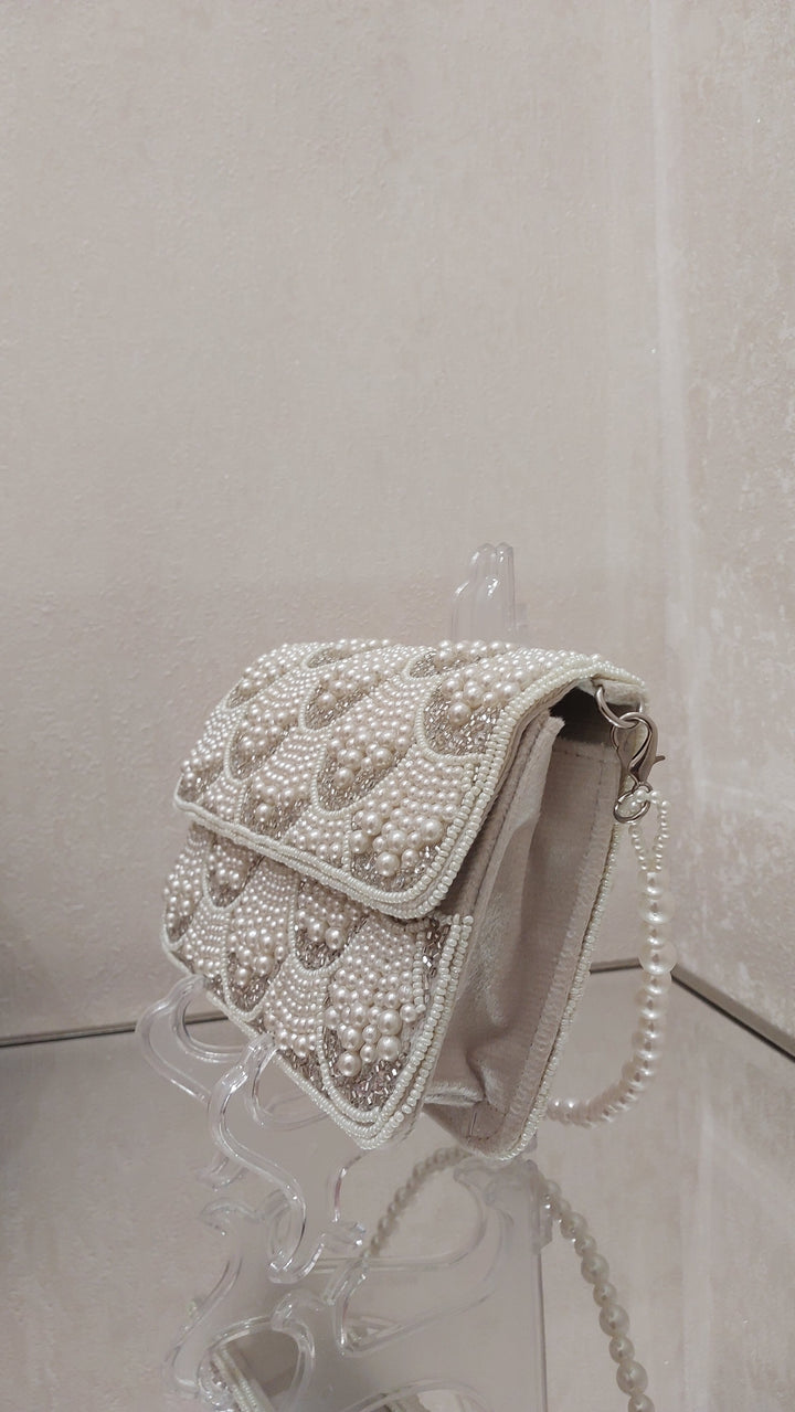 Ivory Pearl Scalloped Clutch| Al Falah