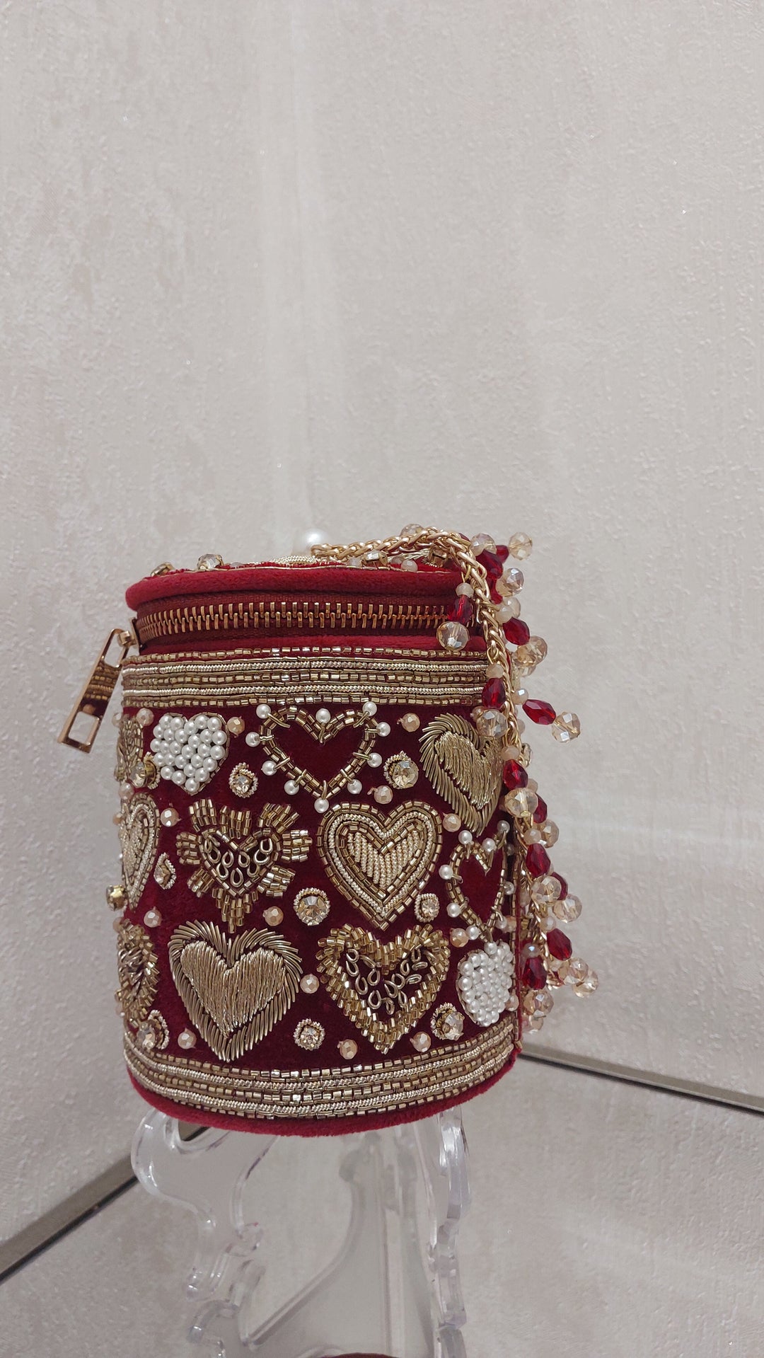 Maroon Heart Embellished Bucket Clutch| Al Falah