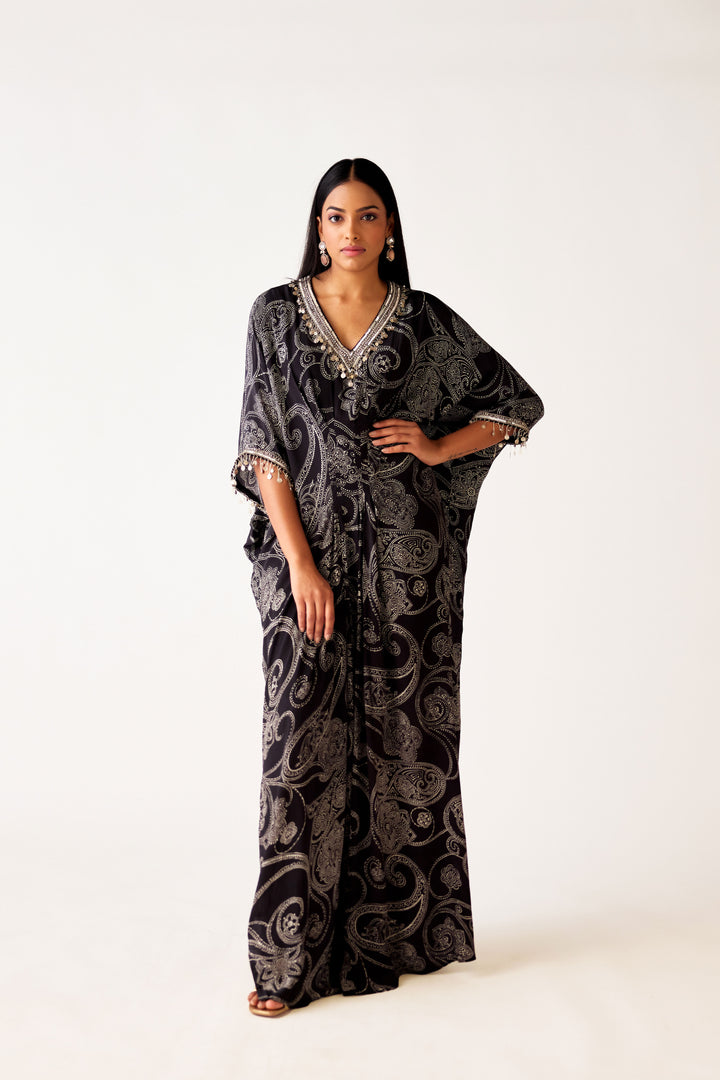 Midnight Black Kaftan | Basanti Kapde Aur Koffee