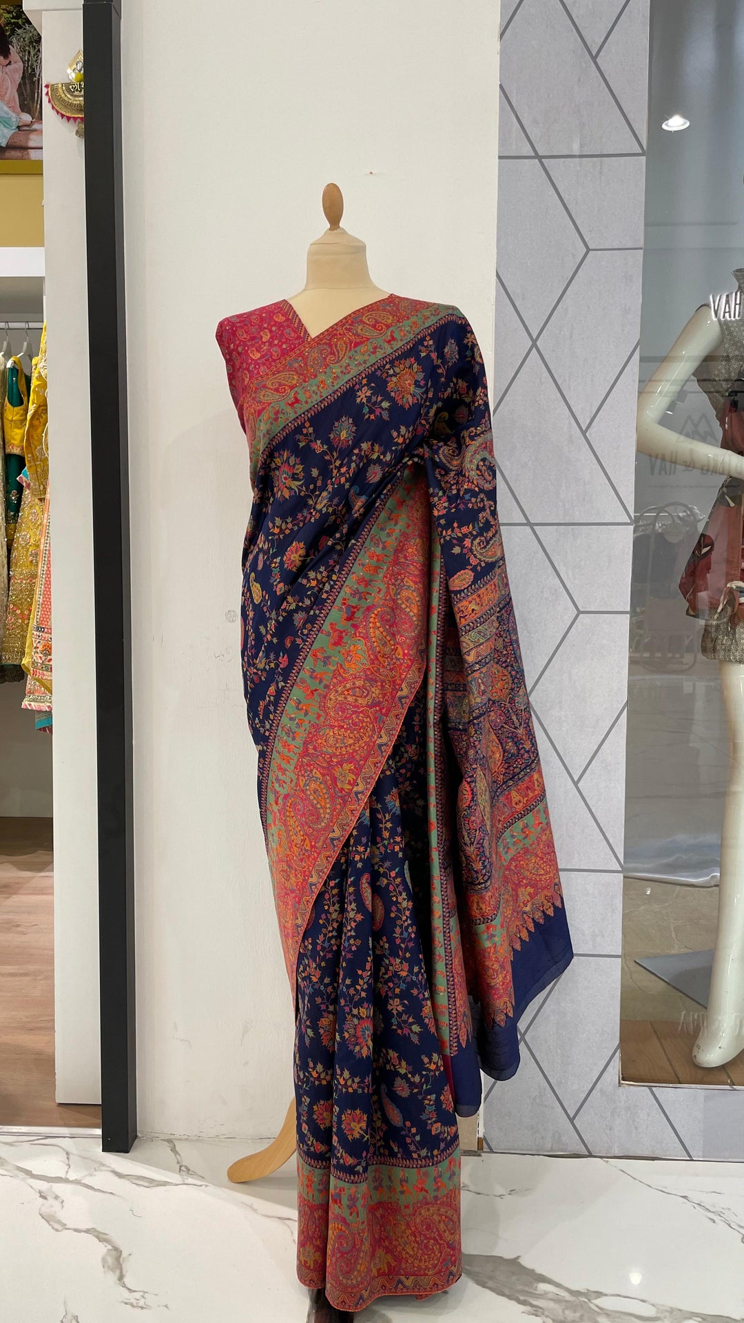 Nayan Silk Saree Navy Blue Baraat Royal Wedding Procession Saree