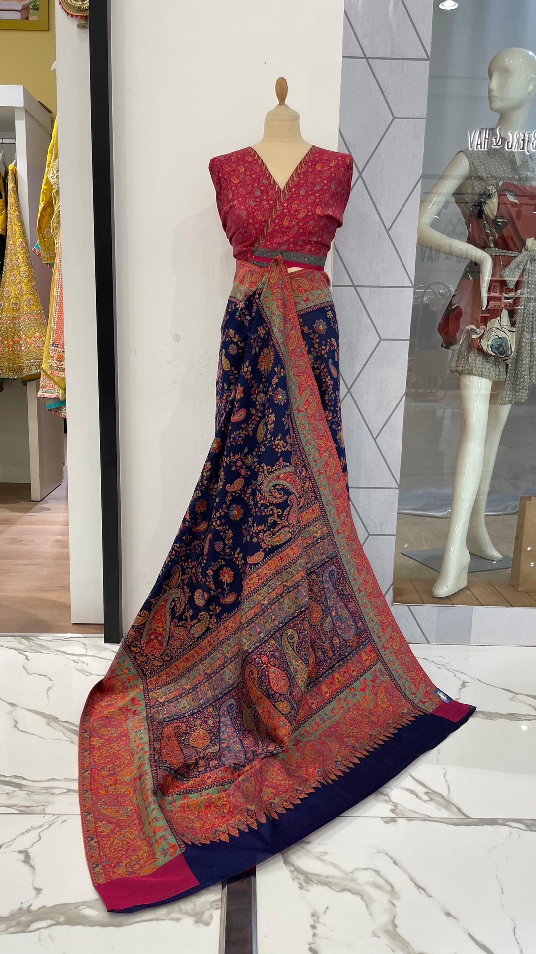 Nayan Silk Saree Navy Blue Baraat Royal Wedding Procession Saree
