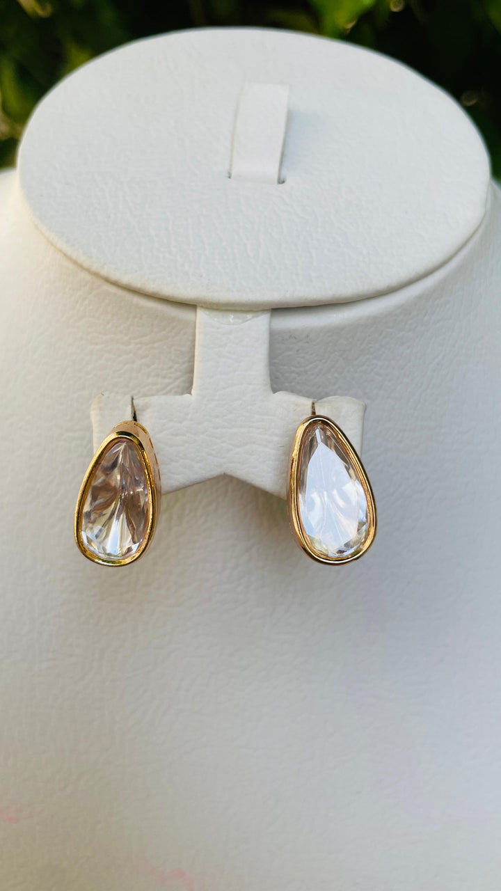 Delicate Pendent and Sets | Inaayat by Divya Taimni