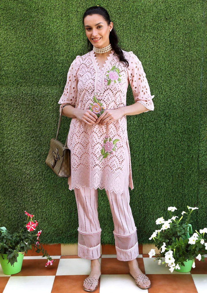 Saanvi Cutwork Kurta Set | The Bumble Bee