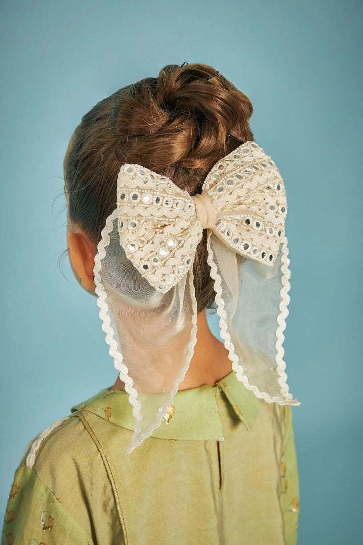 Thea White Embellished Bow Clip | Joey & Pooh
