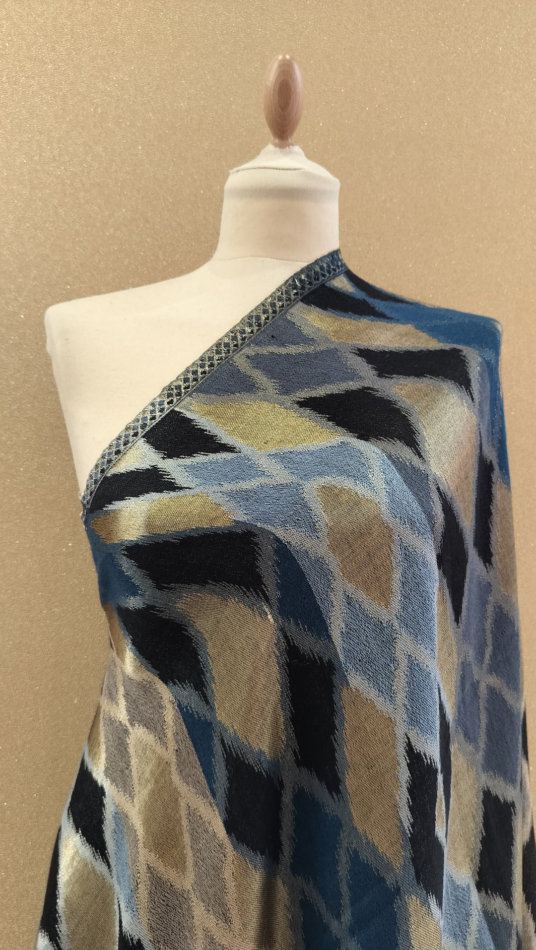 Midnight Sapphire Reversable Ikat Zari Scarf |House of Inaayat