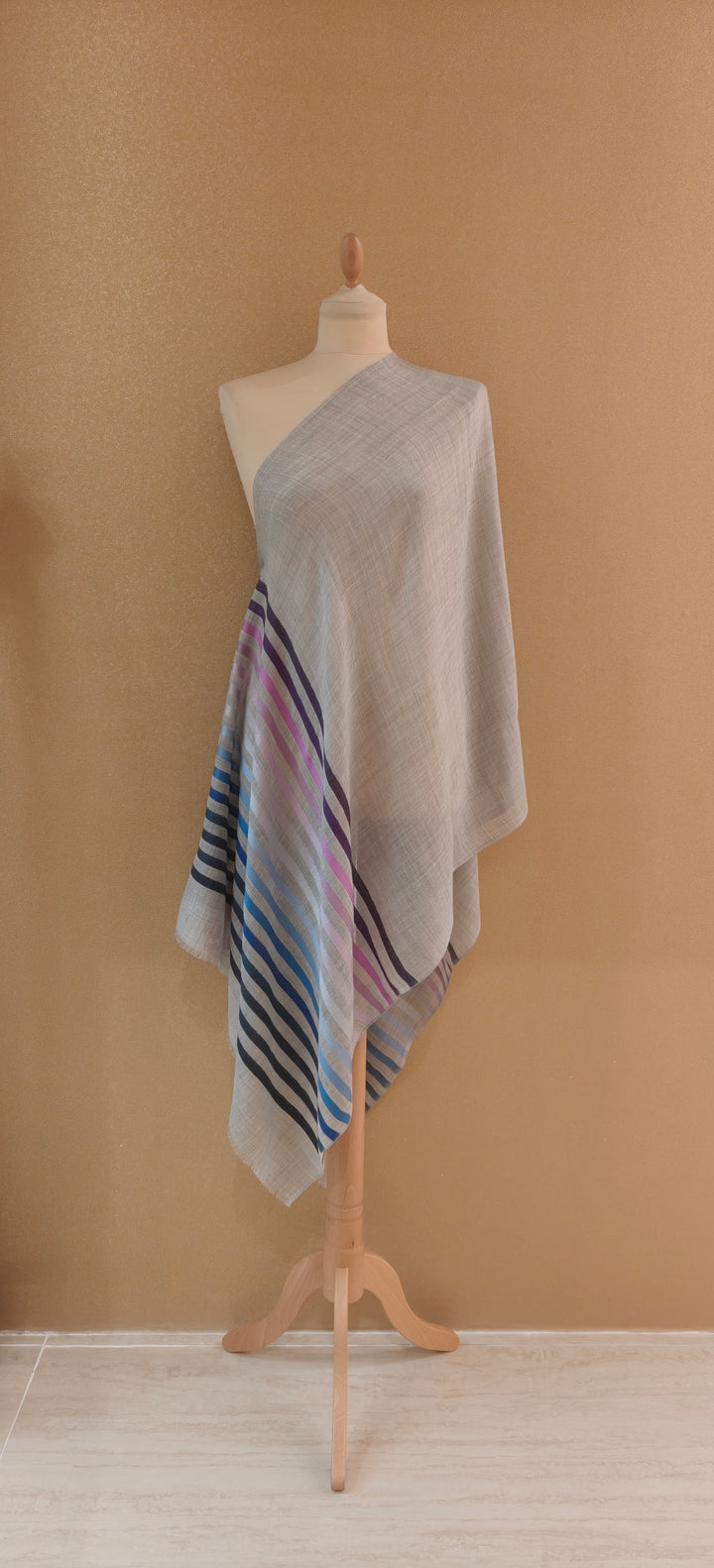 Chic Lavender and Blue Gradient Striped Scarf |House of Inaayat