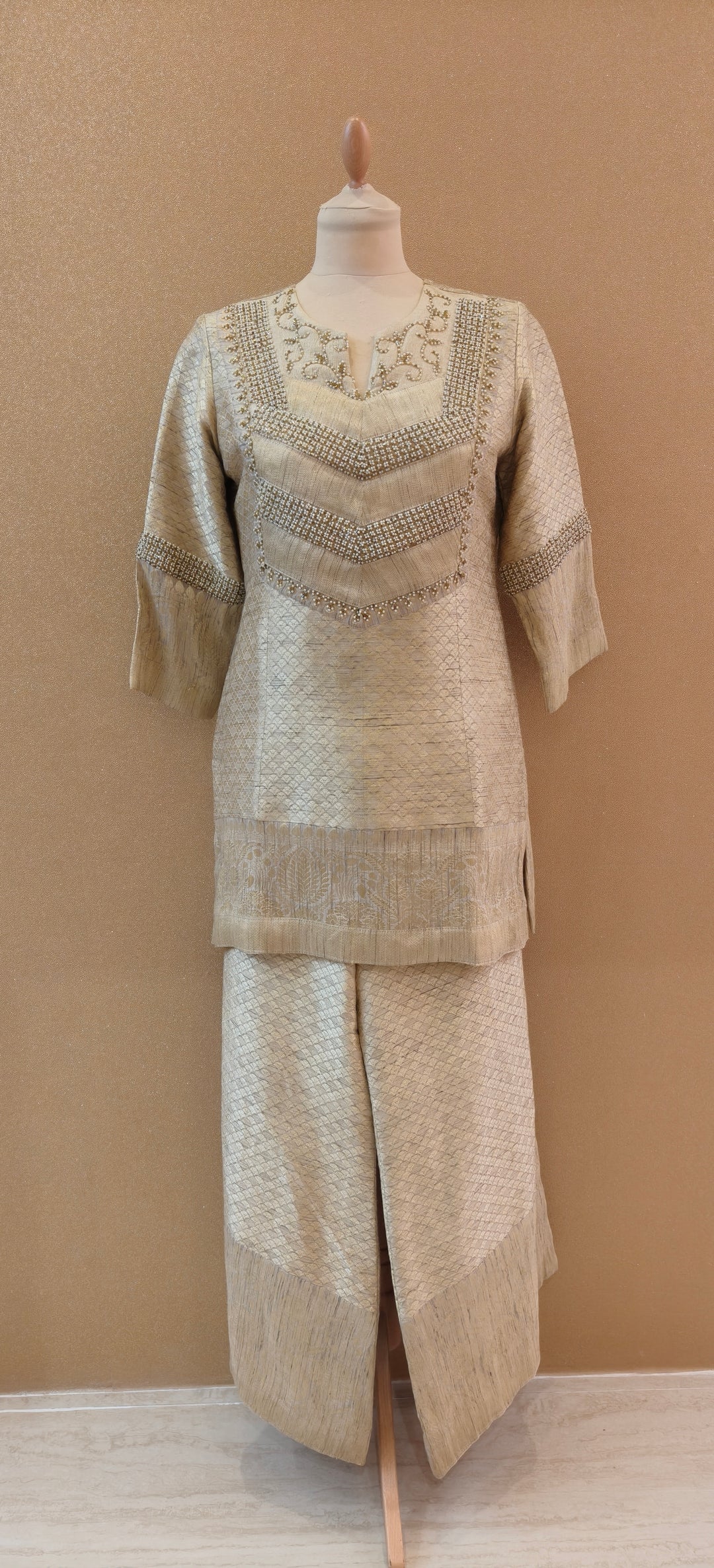 Banarasi Munga Silk Designer Suit with Hand-Embroidered Suit| Essence By Monika