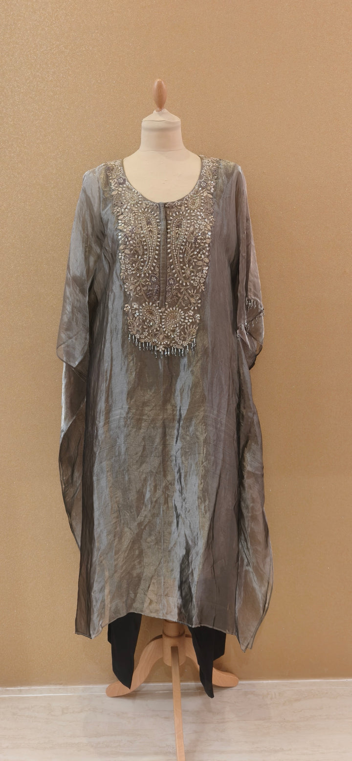 Grey Stillness Embellished Kaftan Set| Basanti Kapde Aur Koffee