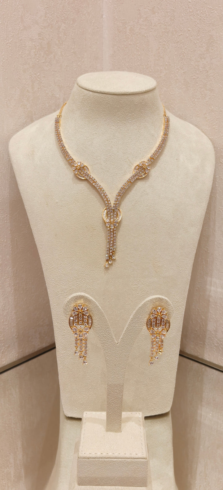 Radiant Crystal Y-Necklace & Earring Set|Inaayat By Divya Taimni