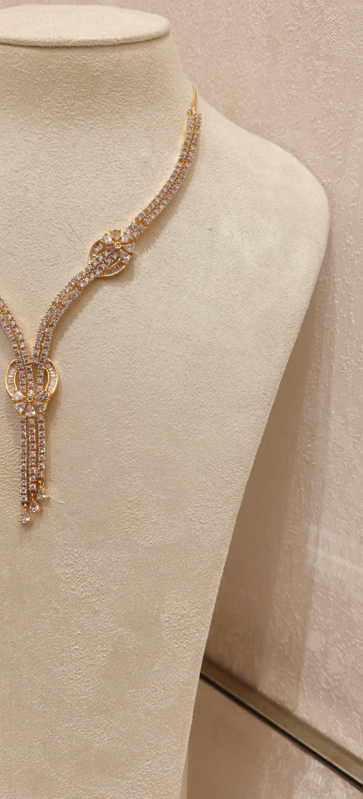 Radiant Crystal Y-Necklace & Earring Set|Inaayat By Divya Taimni
