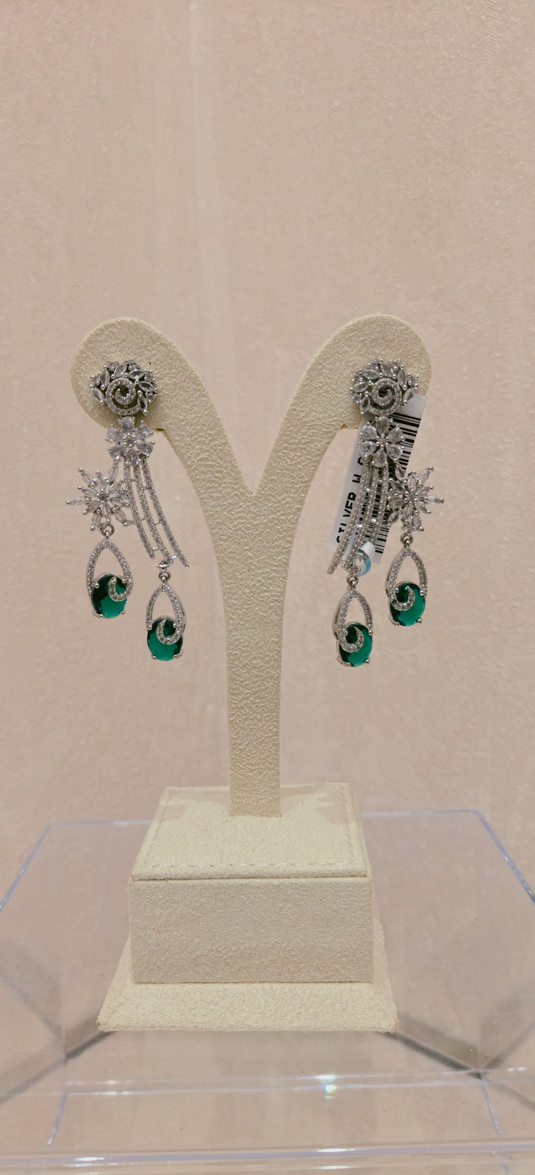 Elegant Emerald Drop Earrings|Inaayat By Divya Taimni