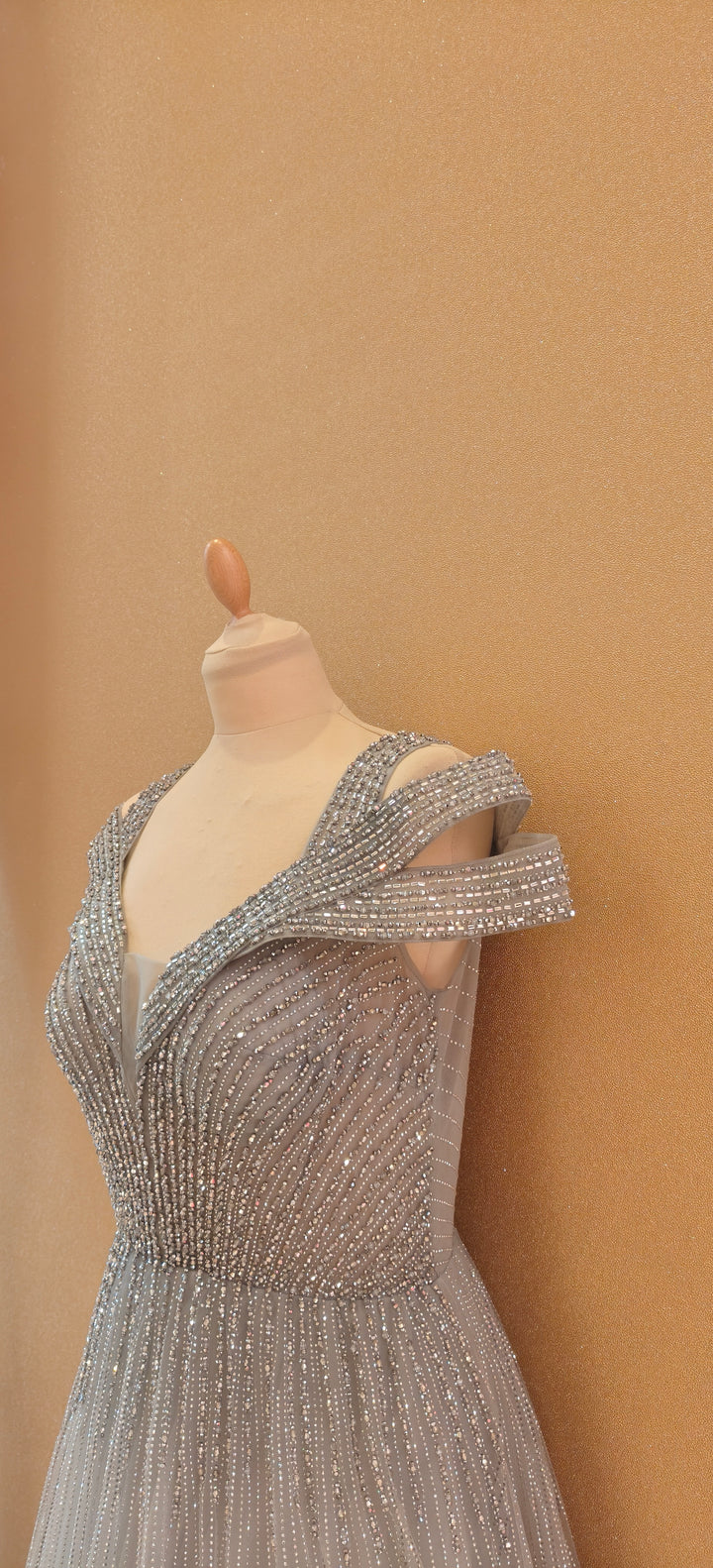 Sparkling Crystal V-Neck Formal Party Dress| Inaayat By Divya Taimni