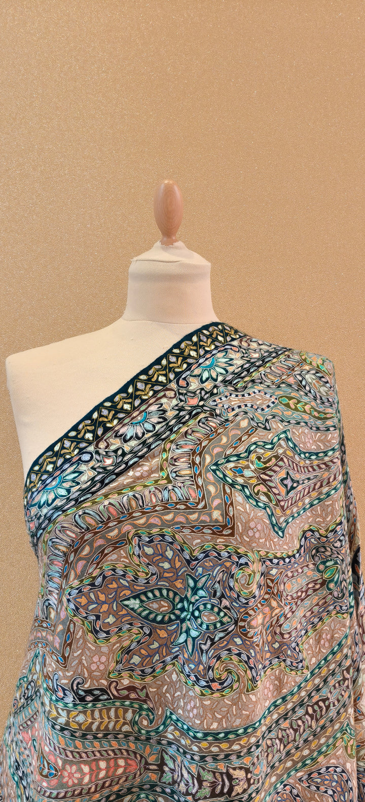 Royal Sozni Hand-Embroidered Jamawar Shawl in Earthy Tones|House Of Inaayat