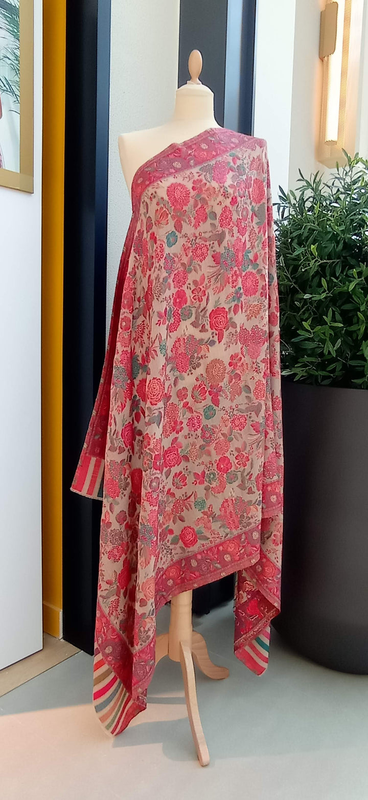 Bhoomi Floral Cashmere Shawl |House Of Inaayat