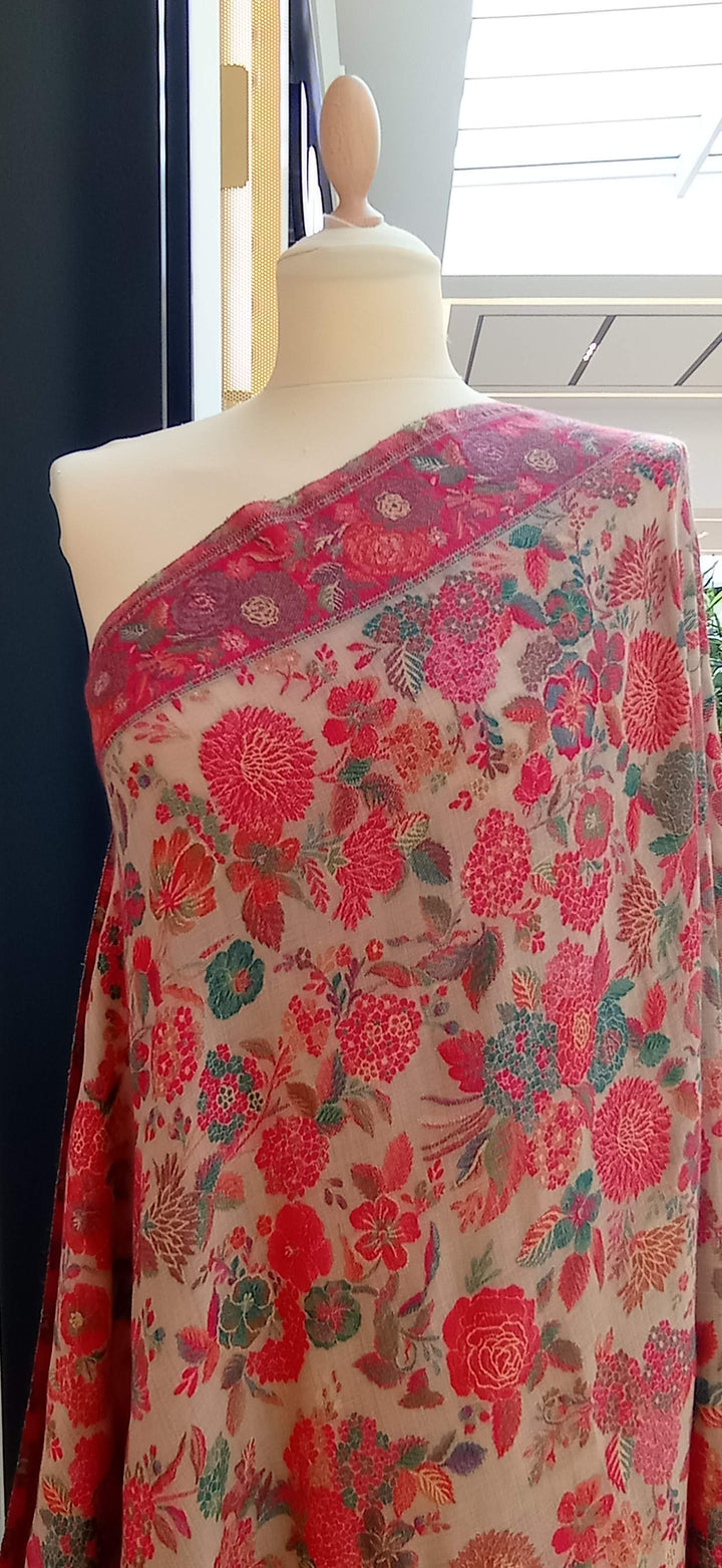 Bhoomi Floral Cashmere Shawl |House Of Inaayat
