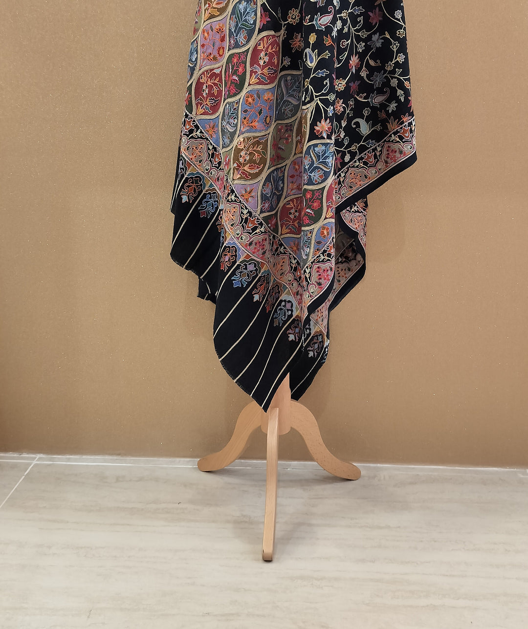 Midnight Onyx Floral Mosaic Embroidered Wrap|House Of Inaayat