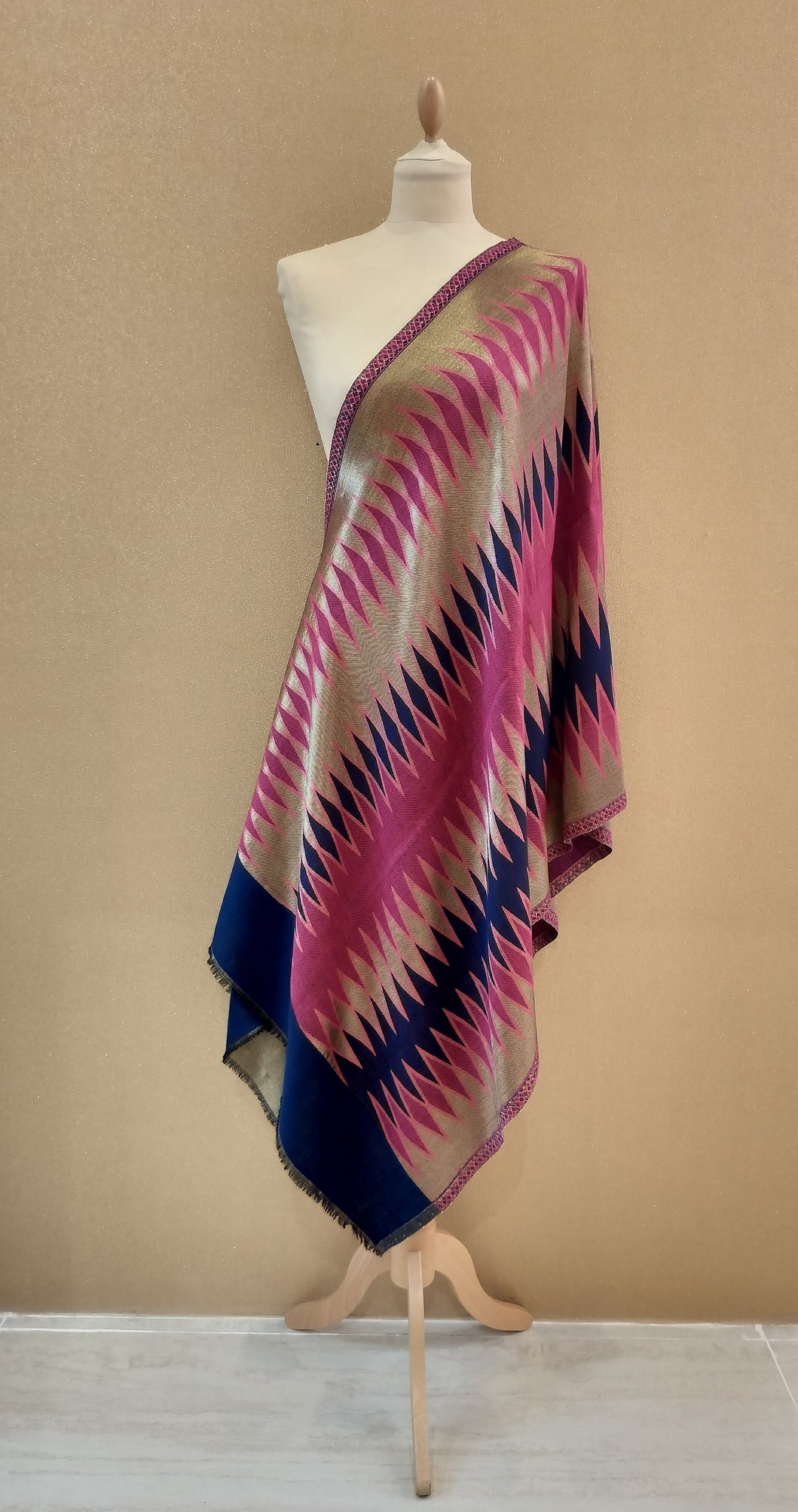 Magenta and Champagne Reversable Zari Ikat Scarf |House of Inaayat