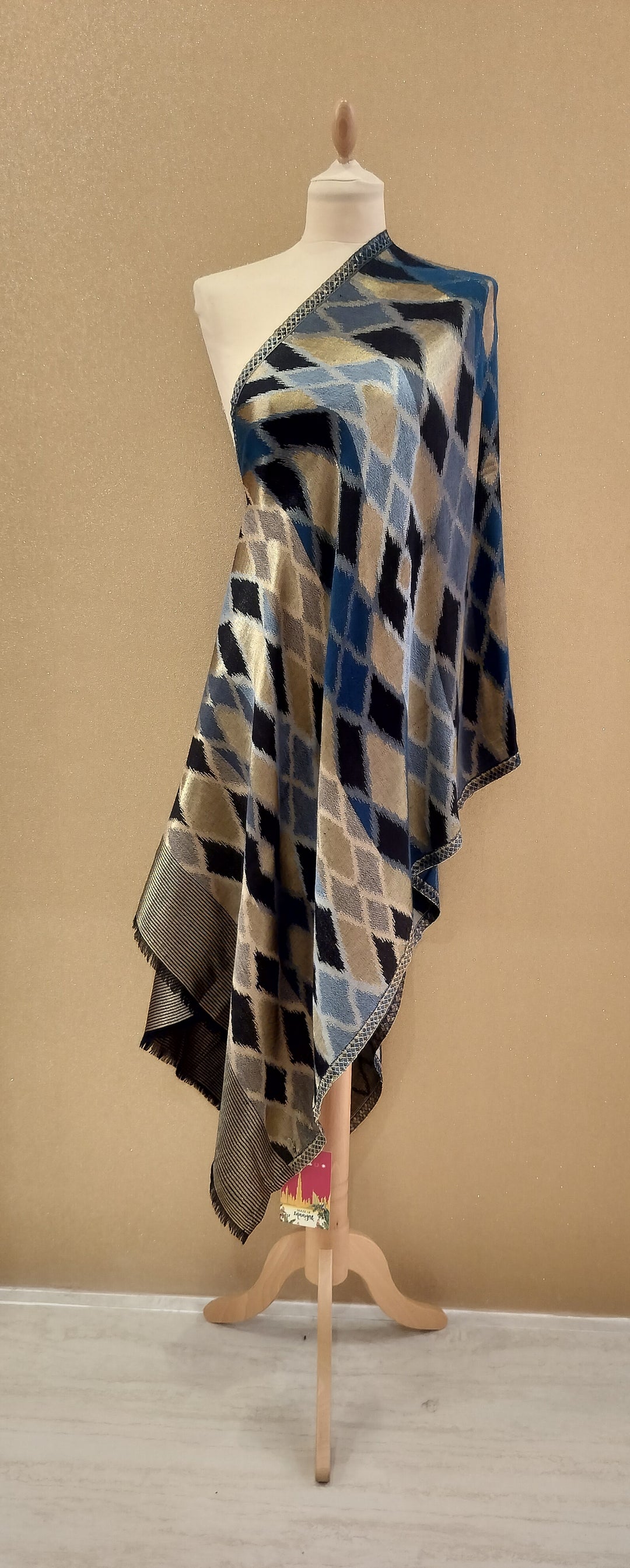 Midnight Sapphire Reversable Ikat Zari Scarf |House of Inaayat