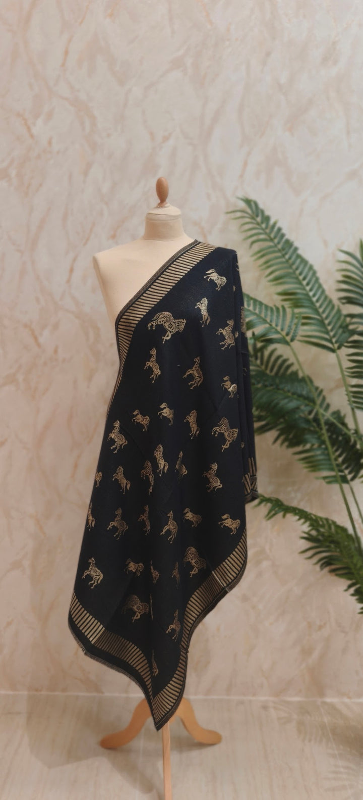 Black Cashmere Horse Scarf |House of Inaayat