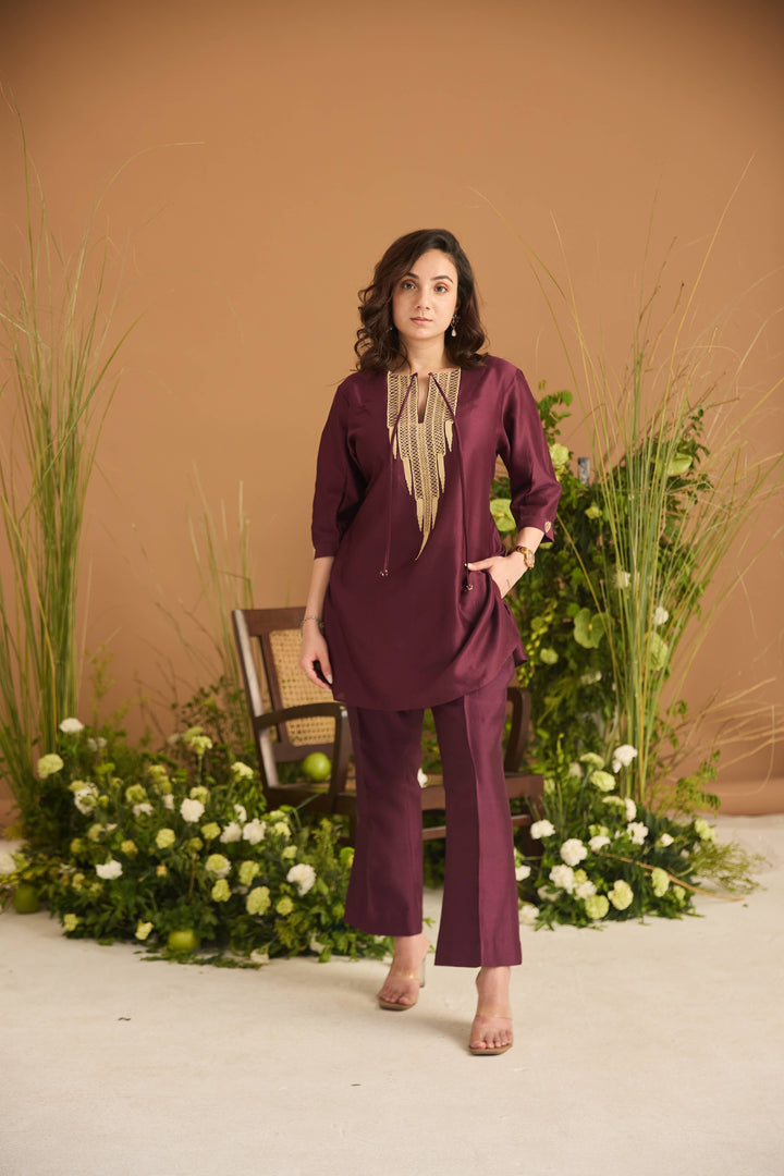 Short Wine Jute Embroidered Kurta Set | Essence by Monika