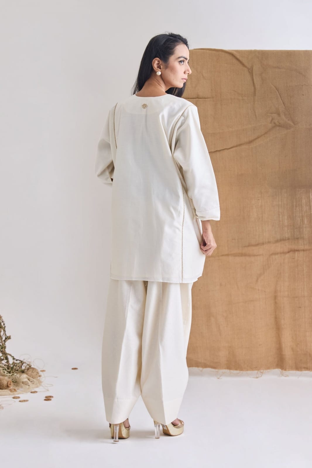 White Chanderi Embroidered Short Kurta Set | Essence by Monika
