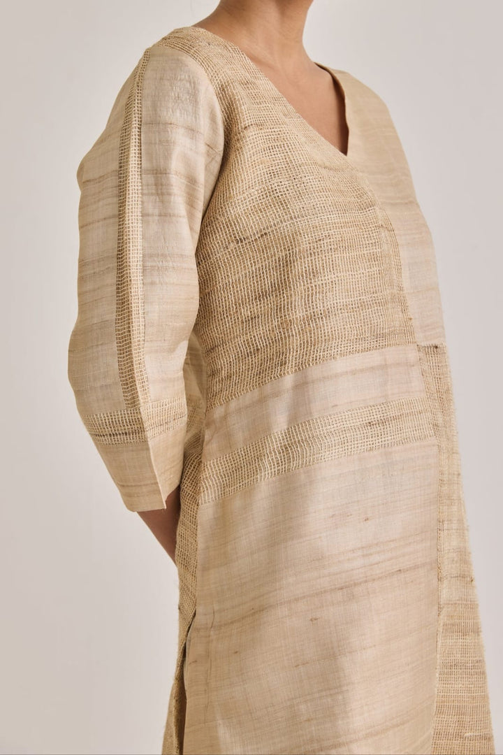 Hathkarga and Kora Tussar Blocked Co-ord Set | Essence by Monika
