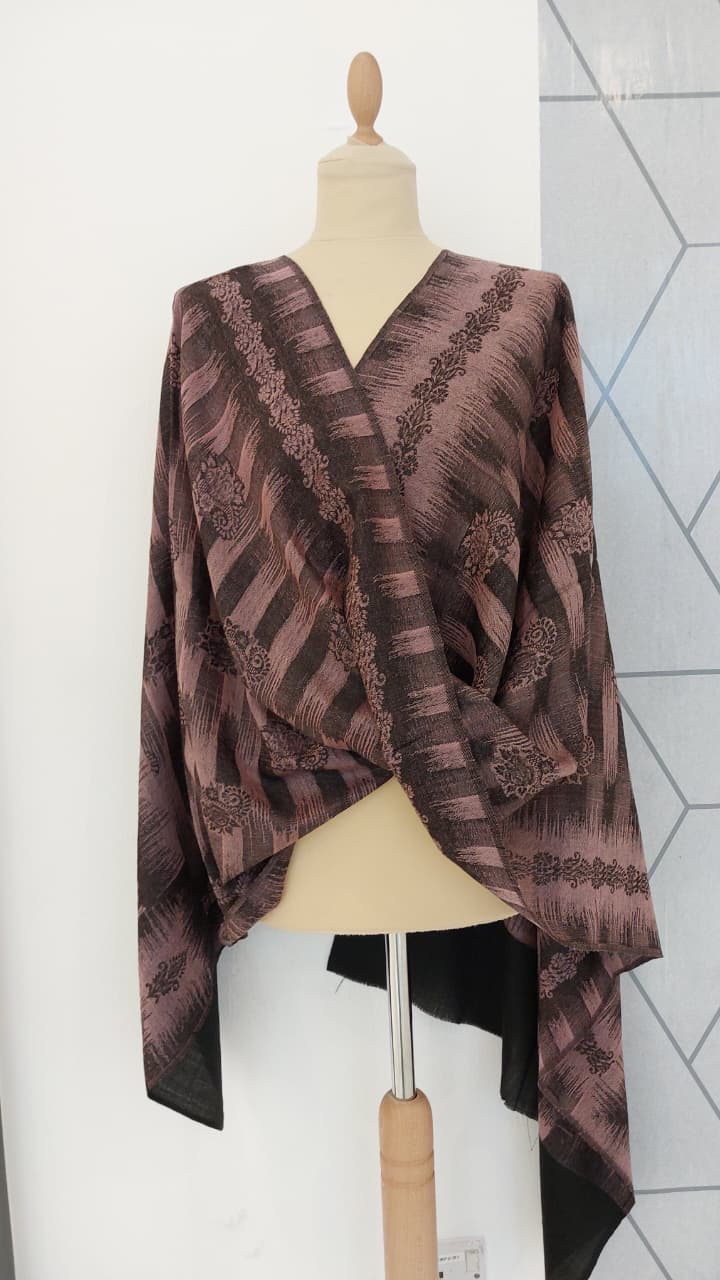Black and Pink Mixed Cashmere Scarf | House of Inaayat