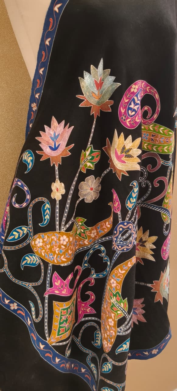 Shipra Midnight Black Kalamkari Pashmina Scarf| House of Inaayat