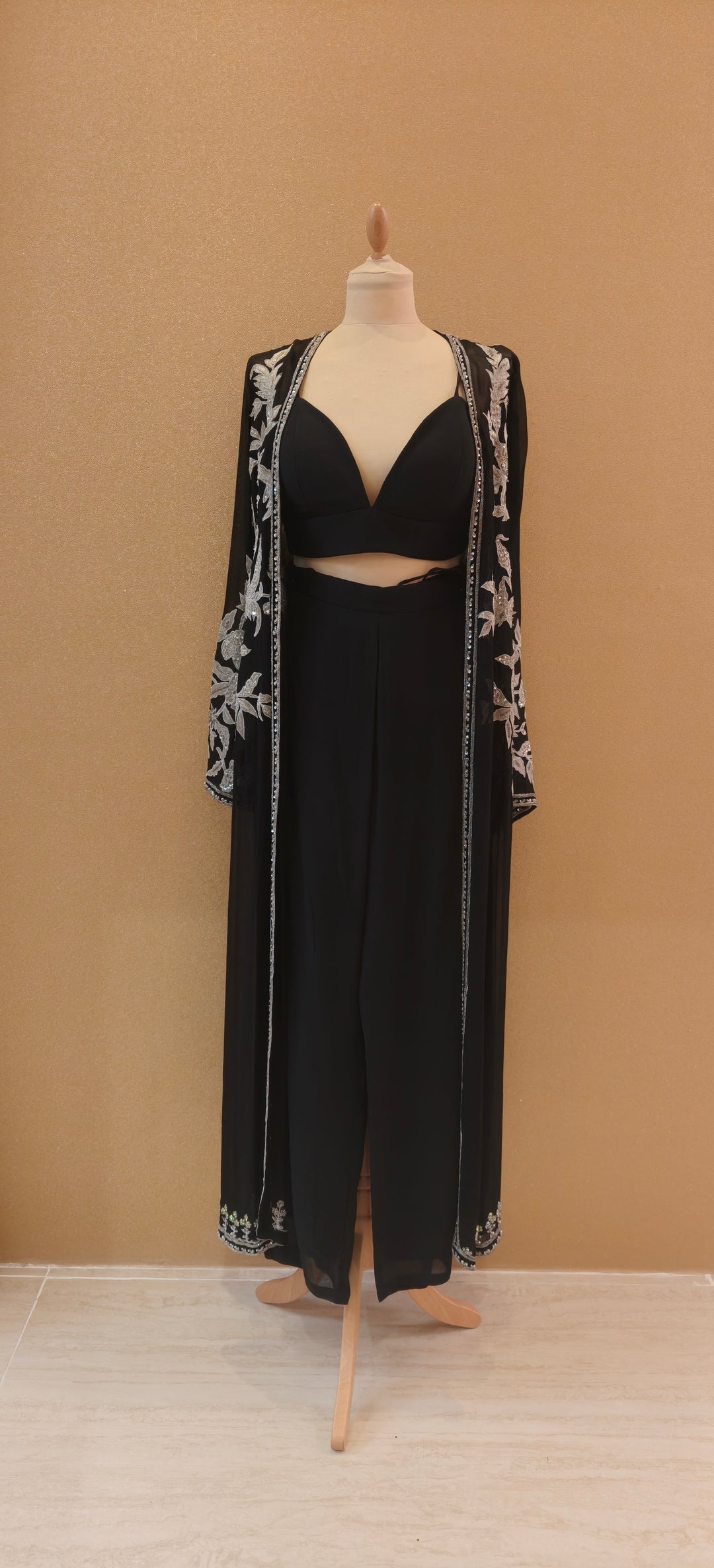 Black Embroidered Cape Set|VARUN BAHL