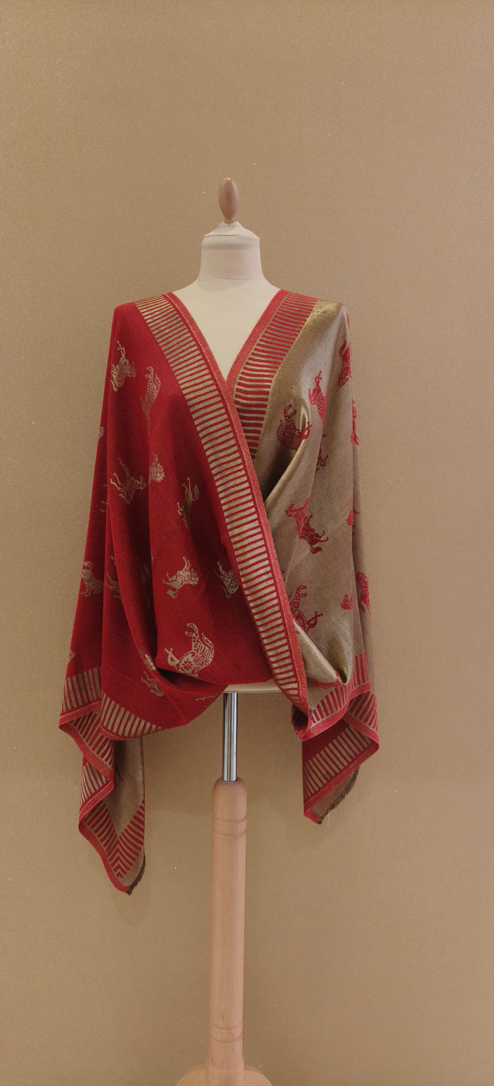 Red Cashmere Horse Scarf |House of Inaayat