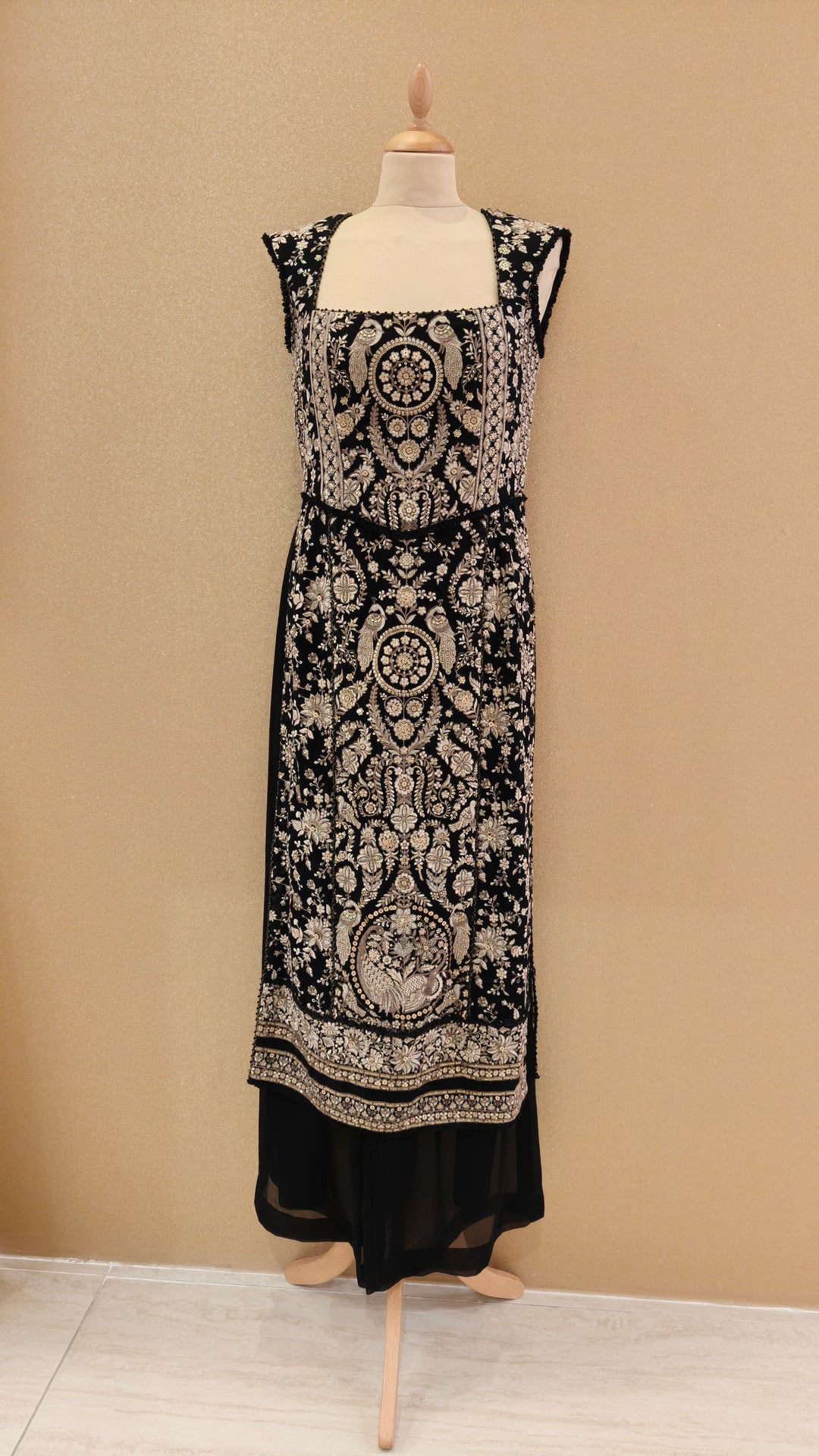Black & Beige thread embroidered corsetted kurta with georgette drape & slim slit pants| Private Collection