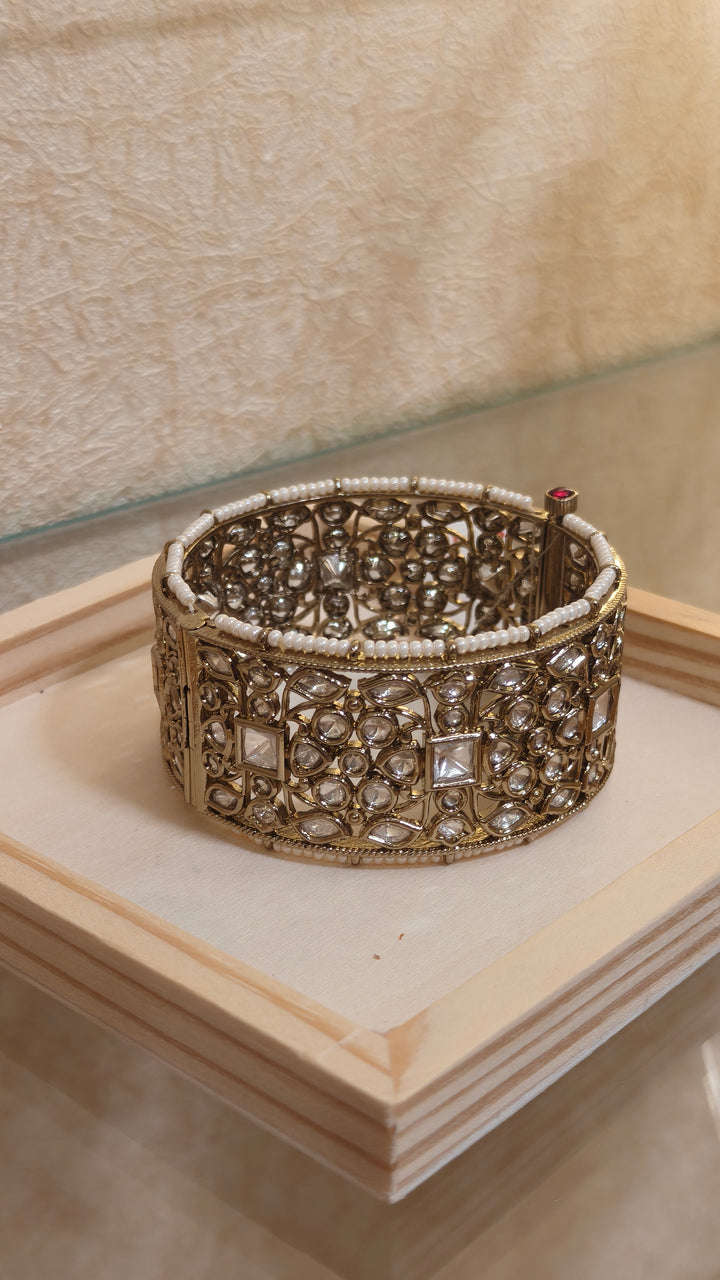 Beaded Polki Heritage Bangle|Vivinia by Vidhi Mehra