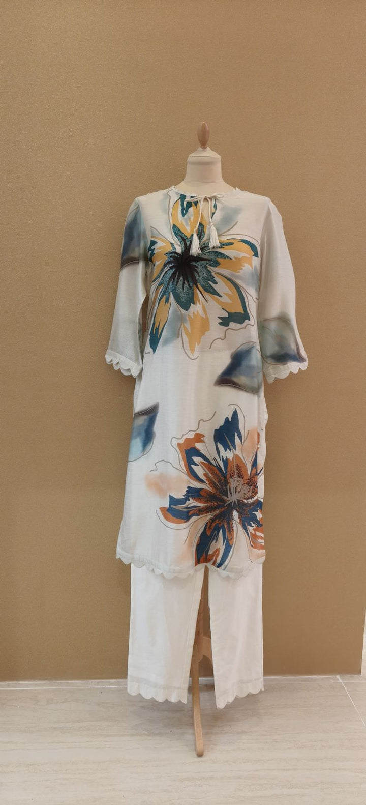 White Floral Print Kurta Set|VARUN BAHL