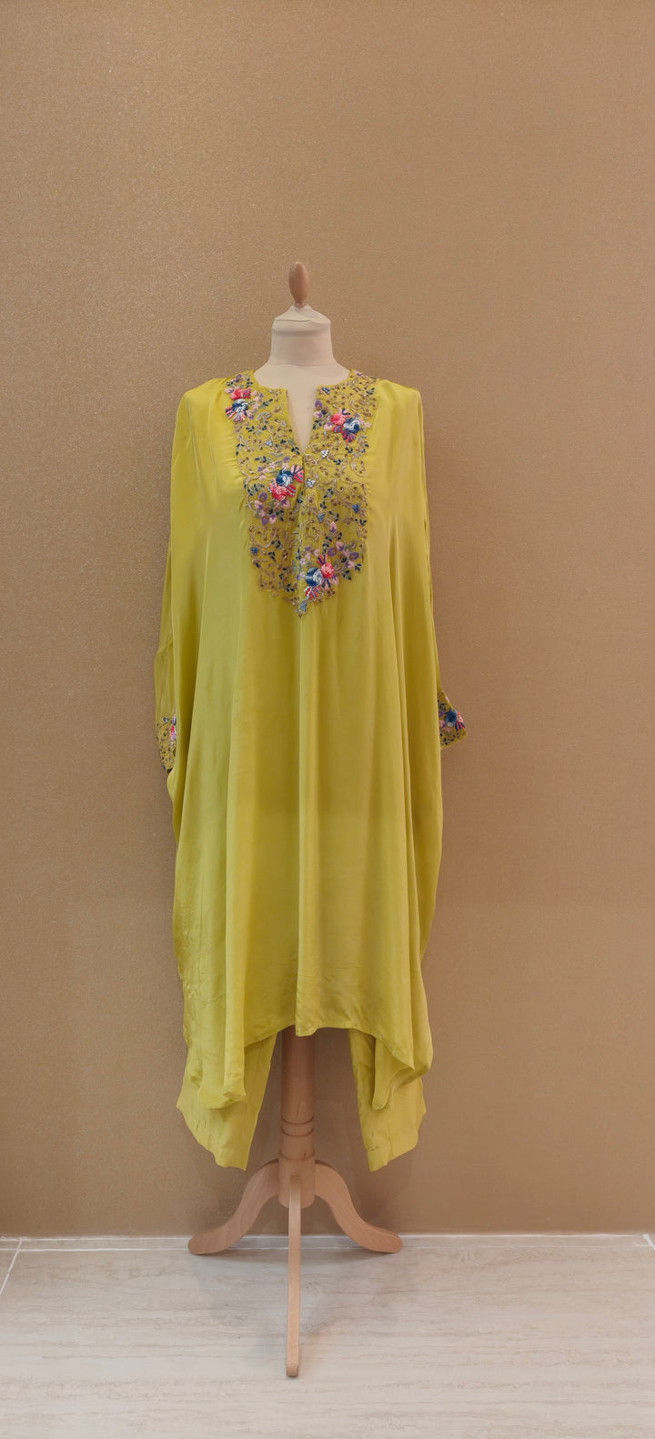 Lime Green Kaftan Set |Basanti Kapde Aur Koffee